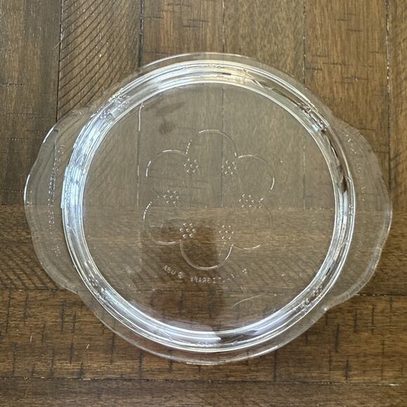 Pfaltzgraff CLOVERHILL Pattern 1.5Qt Clear Glass Casserole Dish Cover Only - Picture 2 of 4